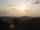 06 : 24