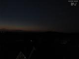 03 : 36