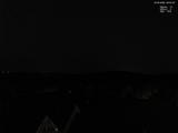 22 : 04