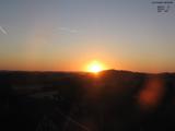 06 : 00
