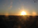 06 : 15
