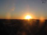 06 : 10