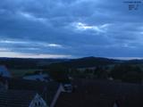 06 : 00