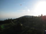 19 : 44