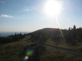 18 : 44
