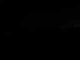 22 : 04